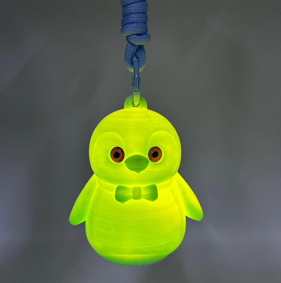3D Printed Green and White Gradient Penguin 2026 Pendant Night Light Ambient Light Fashion Keychain Pendant Light