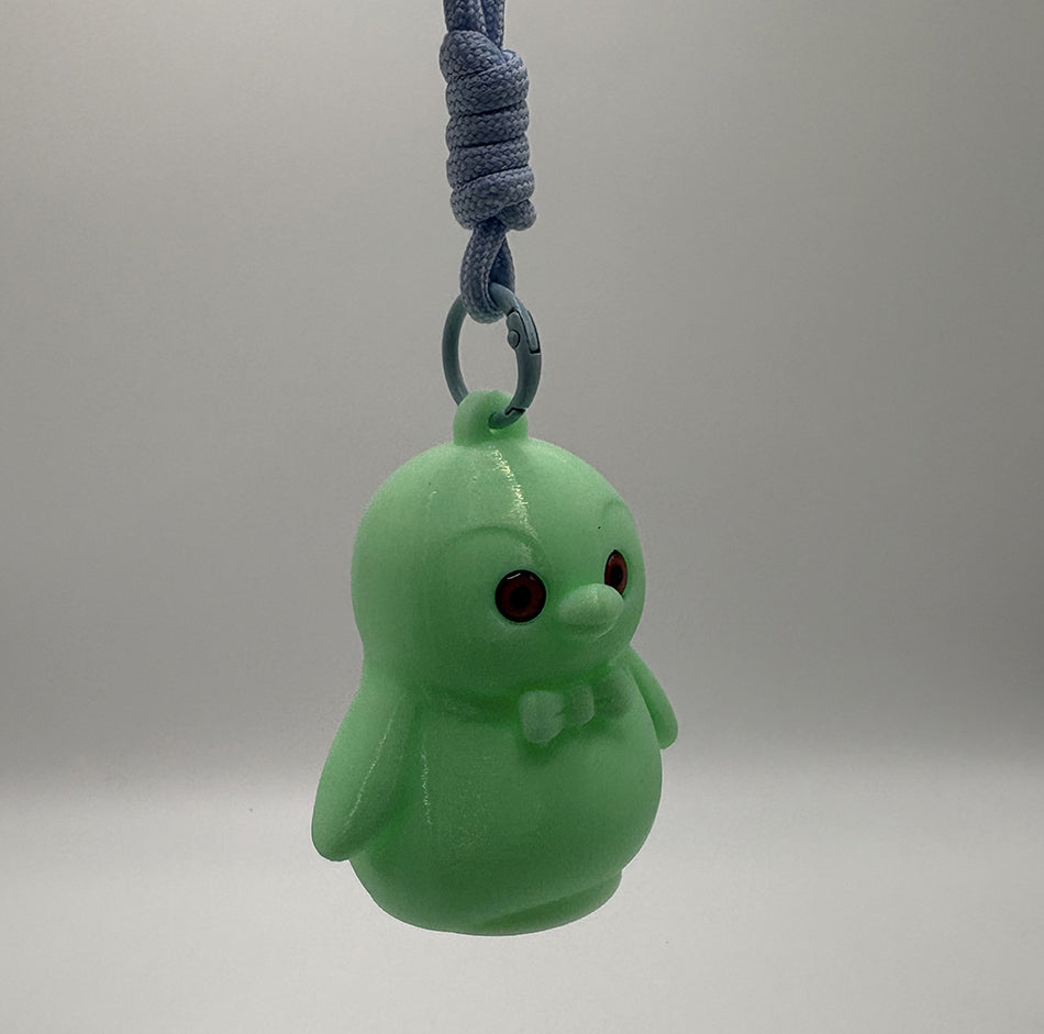 3D Printed Green and White Gradient Penguin 2026 Pendant Night Light Ambient Light Fashion Keychain Pendant Light