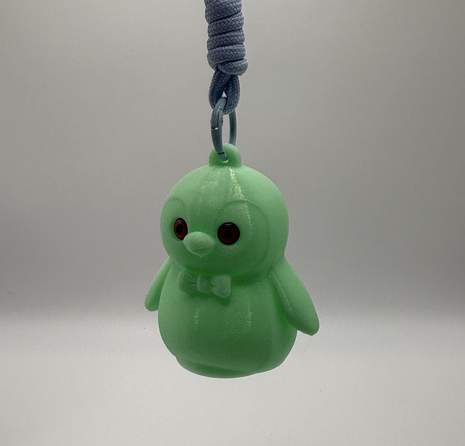 3D Printed Green and White Gradient Penguin 2026 Pendant Night Light Ambient Light Fashion Keychain Pendant Light